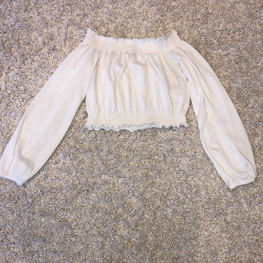 Long sleeve crop